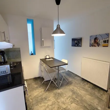 Ryb Lofts - Modern Comfort By Downtown Bp