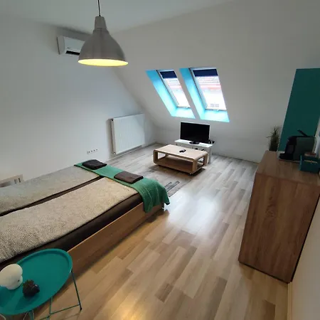 Apartment Ryb Lofts - Modern Comfort By Downtown Bp